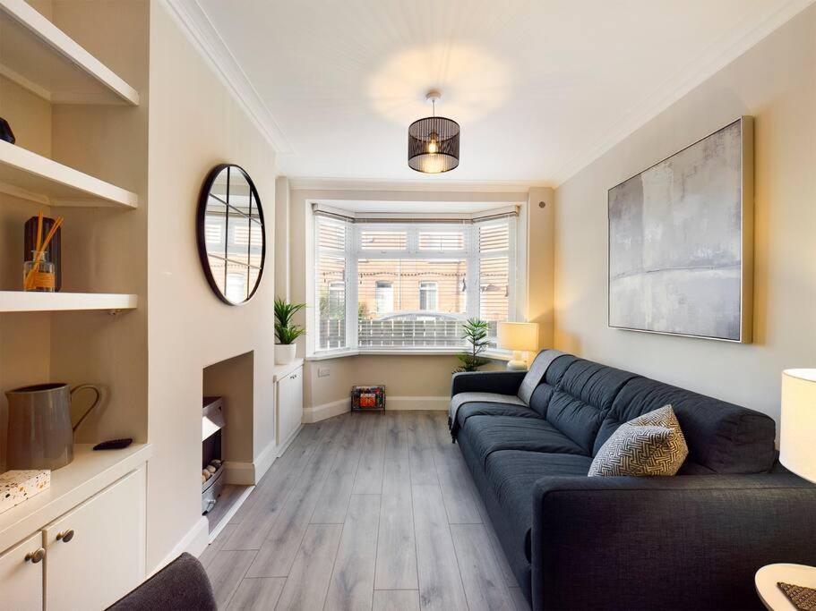 It'S Broadway Baby! Great House Close To City Centre Belfast Exterior foto