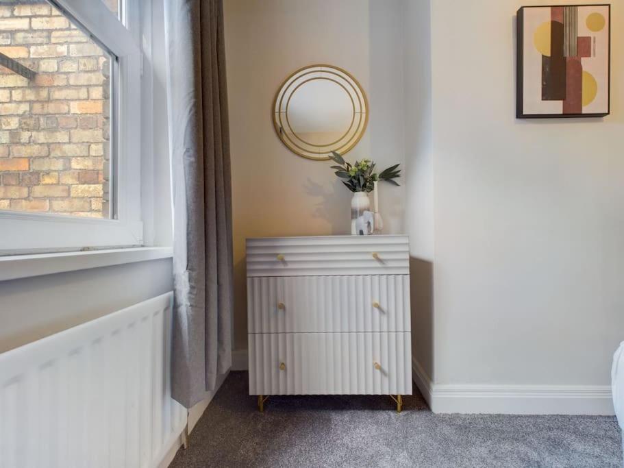 It'S Broadway Baby! Great House Close To City Centre Belfast Exterior foto